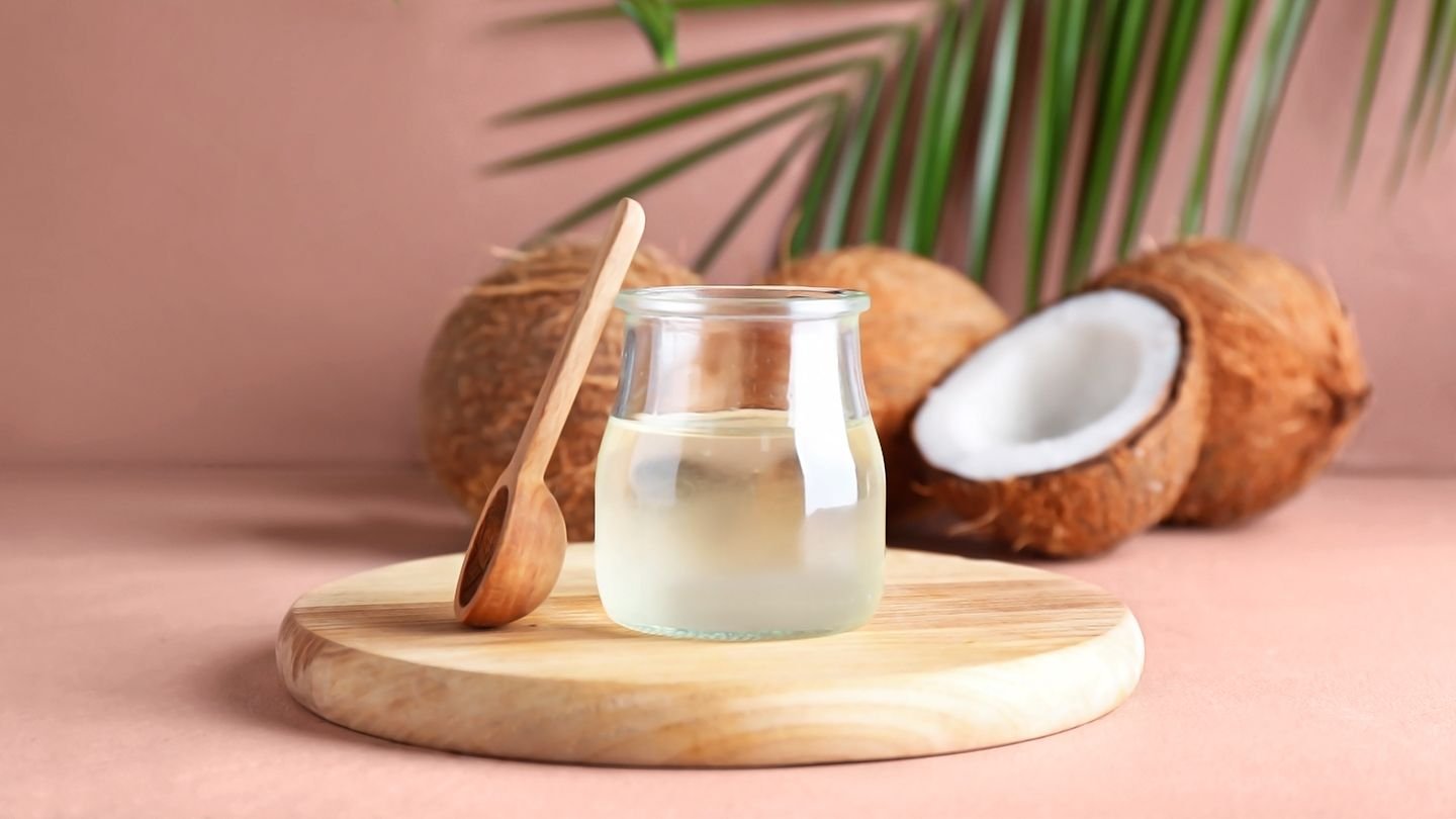 creative-ways-to-use-coconut-oil-1440×810-1.jpg