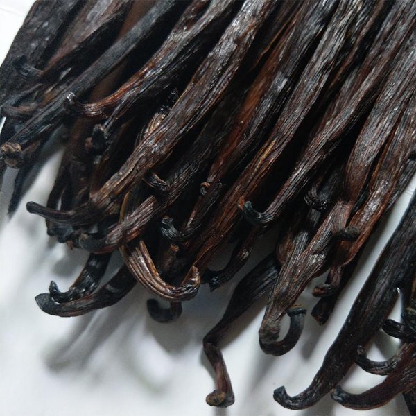 Vanilla Beans (A Grade) 7-8" - Image 3